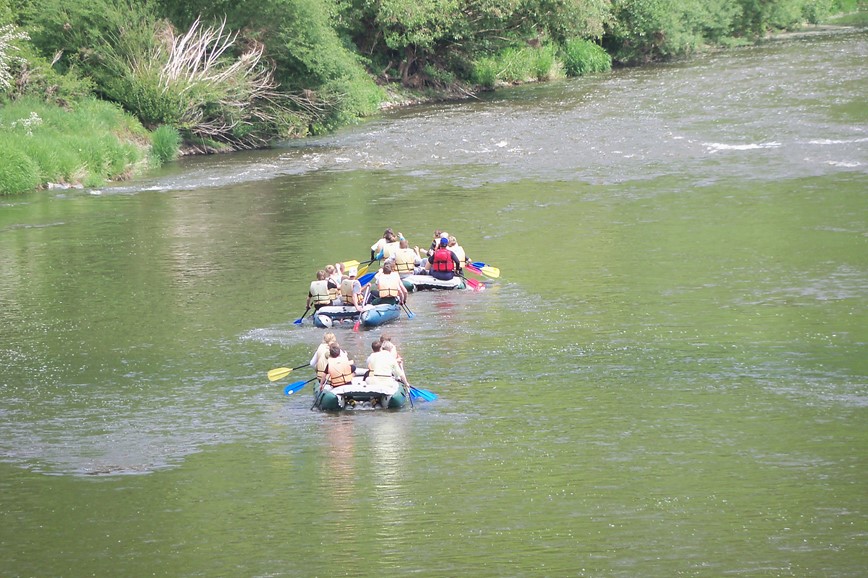 školní výlet řeka Berounka rafty