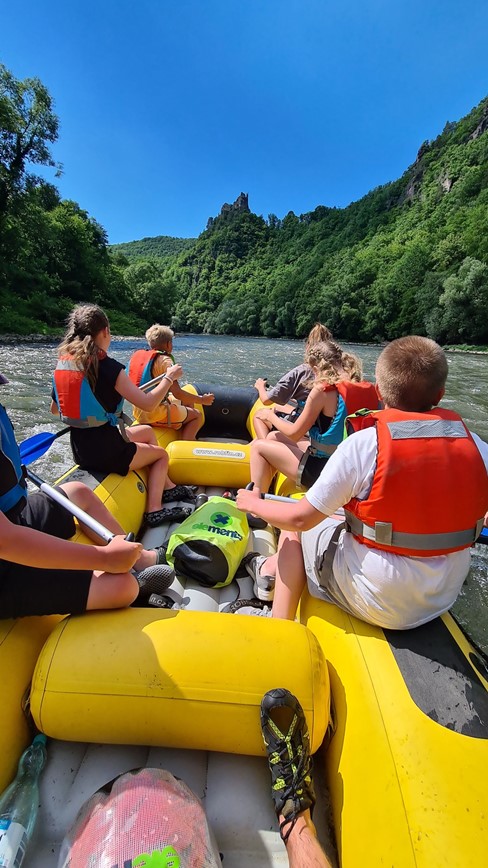 školní výlet řeka Váh Strečno